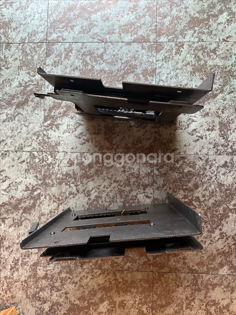 올뉴카니발 9인승 2열 공간브라켓 좌우 일괄판매--1