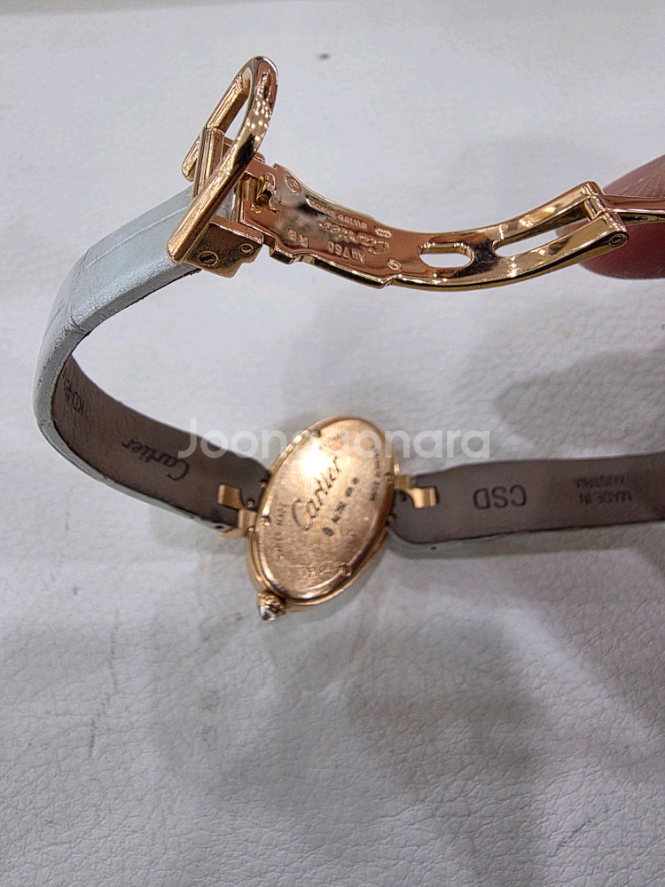 까르띠에 델리스 금통 다이아 시계 정품--4