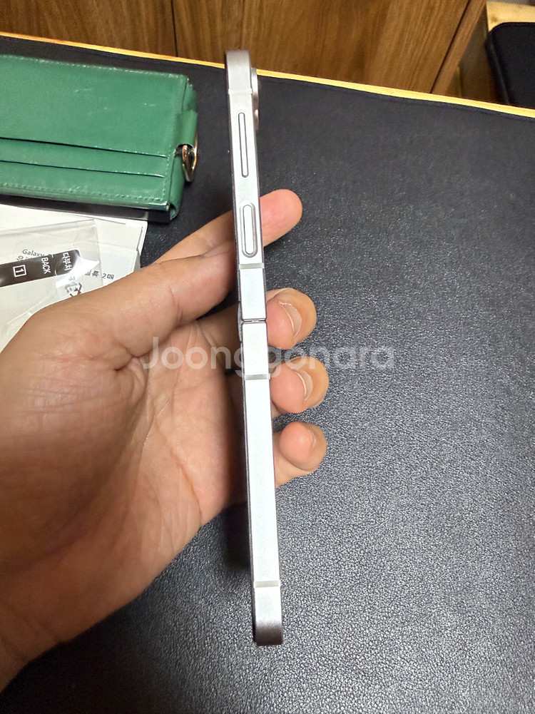 갤럭시 Z 플립6 실버 256 자급제--2