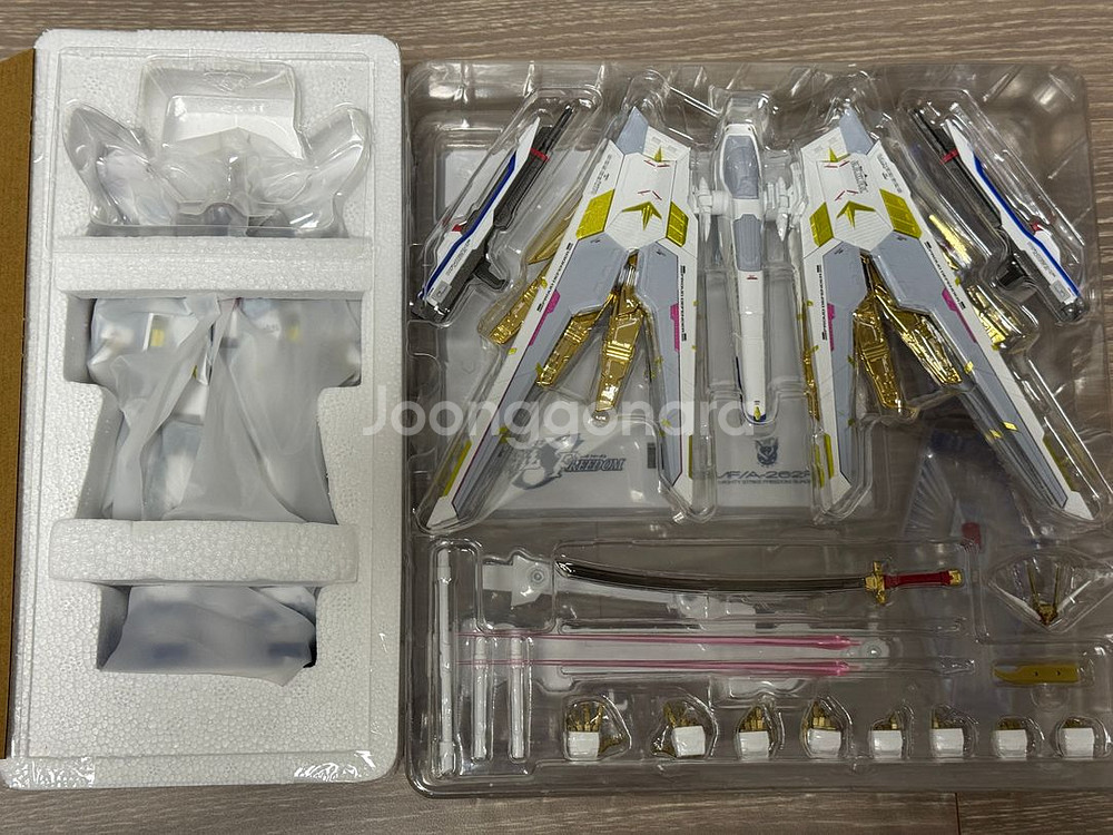 초합금 마이티프리덤(단순개봉품) 팝니다--2