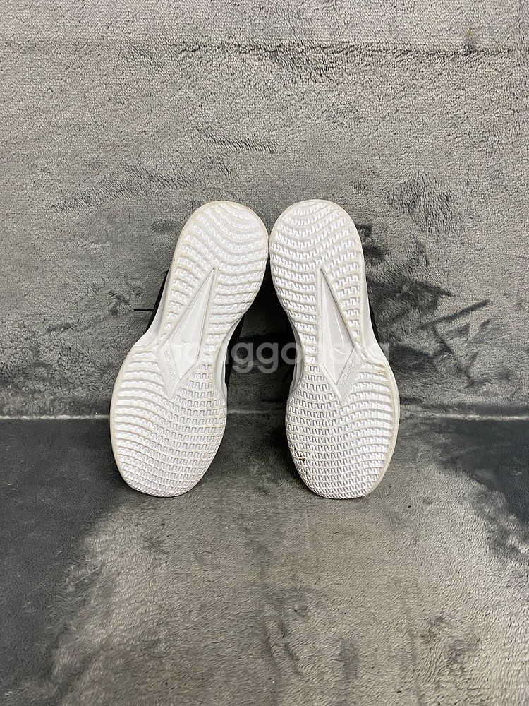 나이키 테니스화 240--3