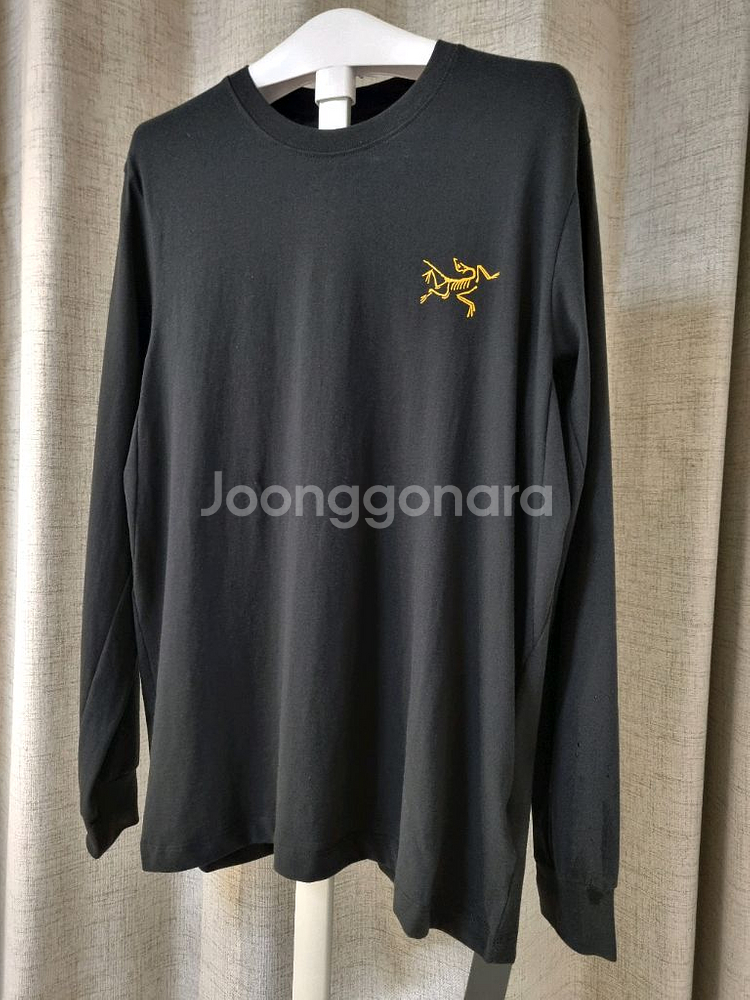 (정품)아크테릭스 오리지널 로고 롱슬리브 블랙/화이트--4