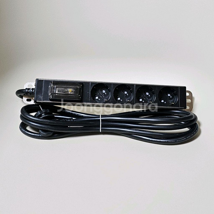 현대일렉트릭 서버탭 4구 알루미늄 고용량 멀티탭--1