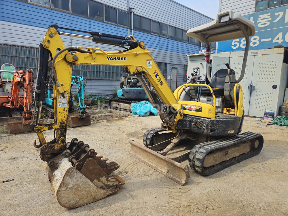 얀마 중고 미니굴삭기 VIO20 신품트랙 2015년식--1