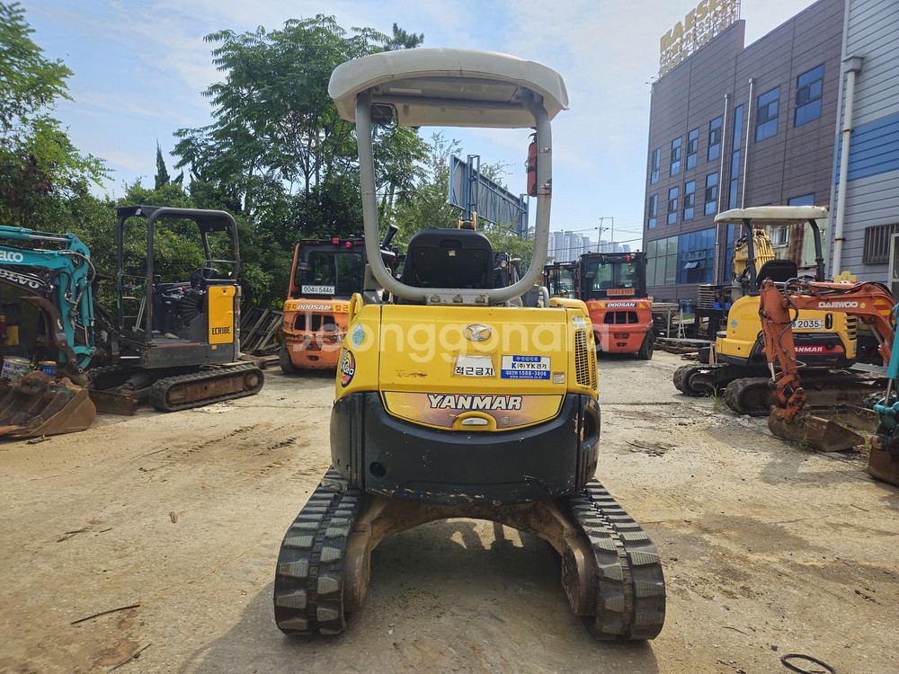 얀마 중고 미니굴삭기 VIO20 신품트랙 2015년식--3