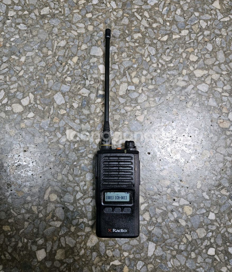XRadio 스마트 무전기 xl-400 1대 팔아요--0