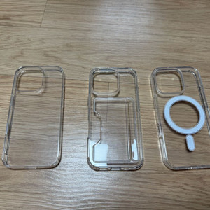 아이폰 16프로 케이스 새제품