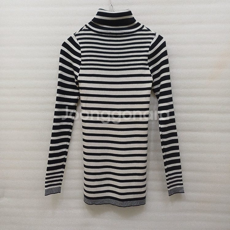 산드로 이너 목폴라 골지 니트 블랙 단가라 여성 XS S 사랑봉봉--1