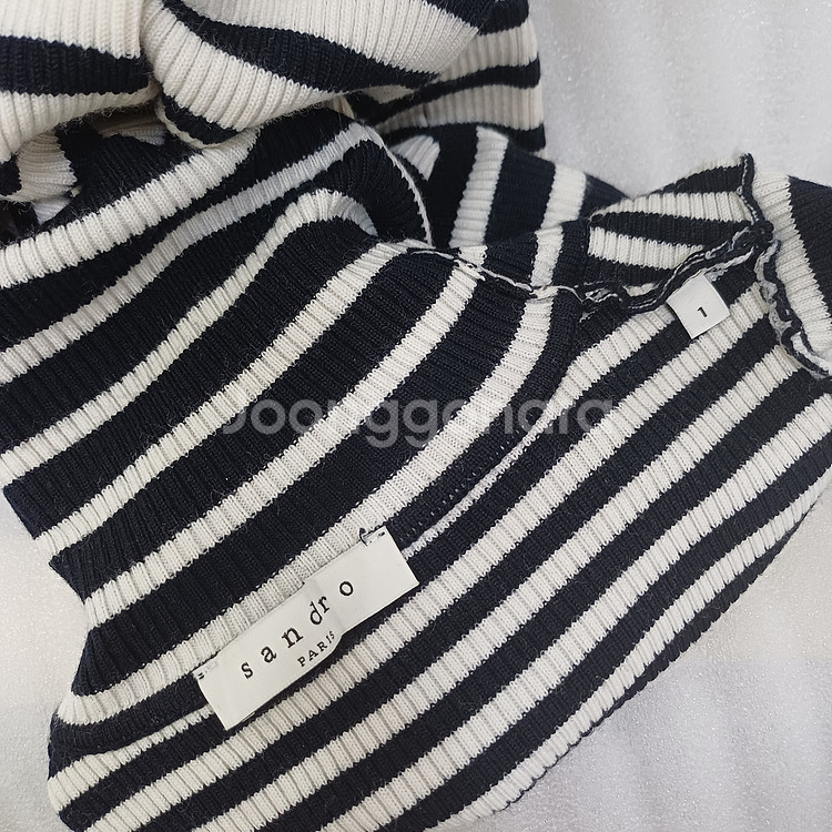 산드로 이너 목폴라 골지 니트 블랙 단가라 여성 XS S 사랑봉봉--3