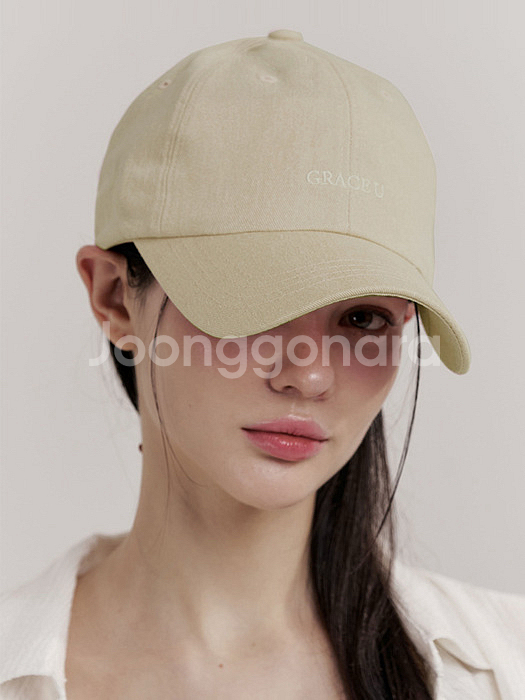 그레이스유 로고 볼캡 베이지 정가 42000 새상품 품절템--0