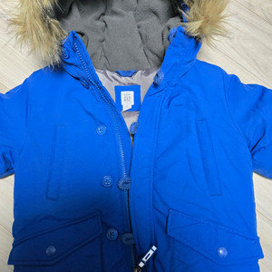 베이비갭 패딩 4y