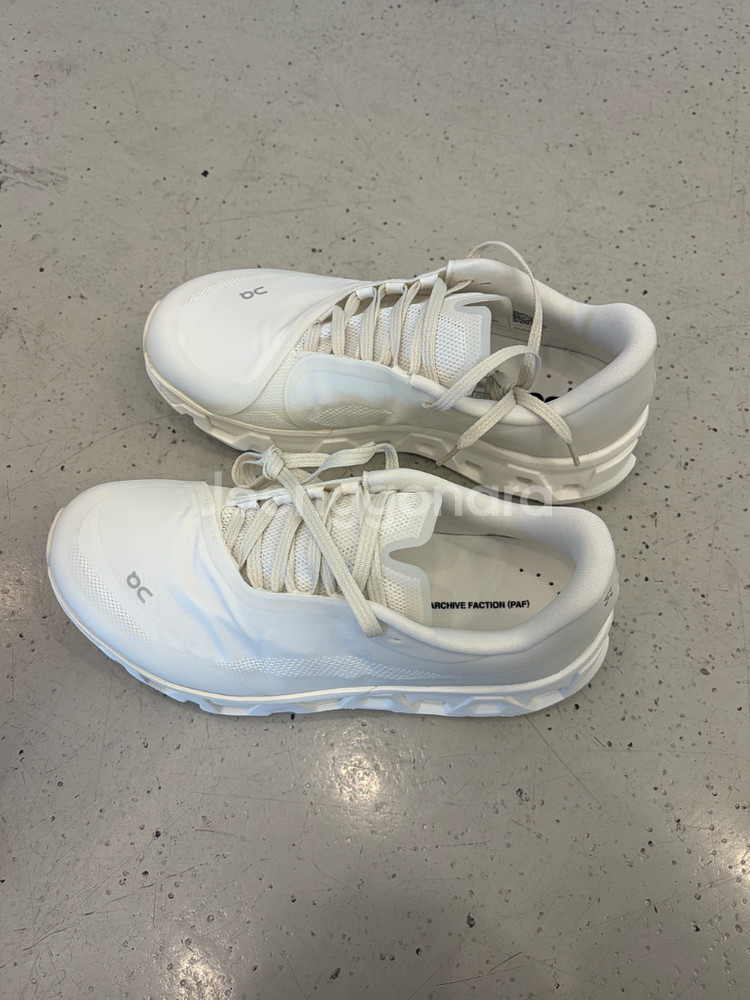 온러닝 파프 러닝화 250--0