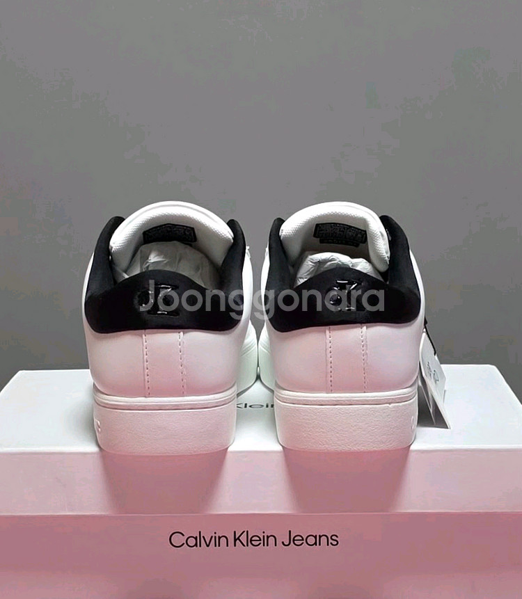 캘빈클라인 클래식 스니커즈 [새상품/남여공용]--2