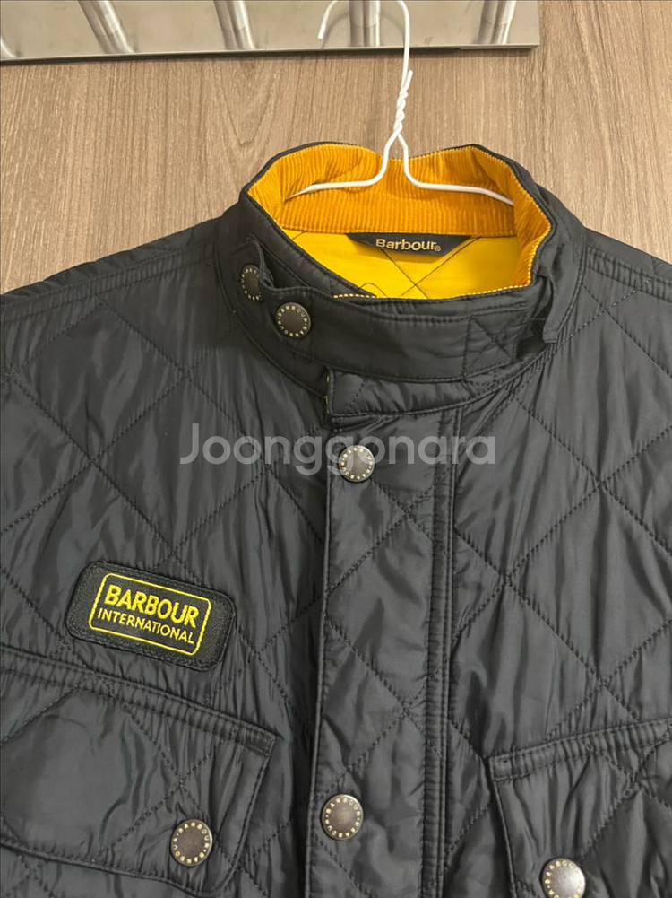 바버 인터내셔널 퀼팅 자켓--1