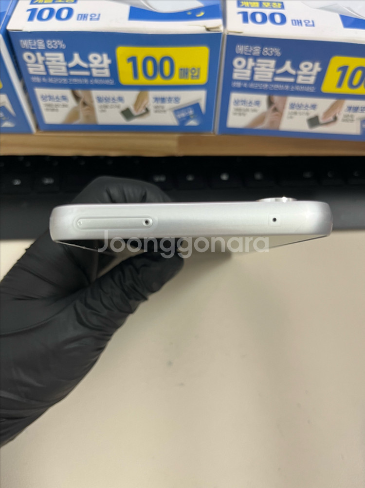 갤럭시퀀텀4 128G 화이트 S급!--2