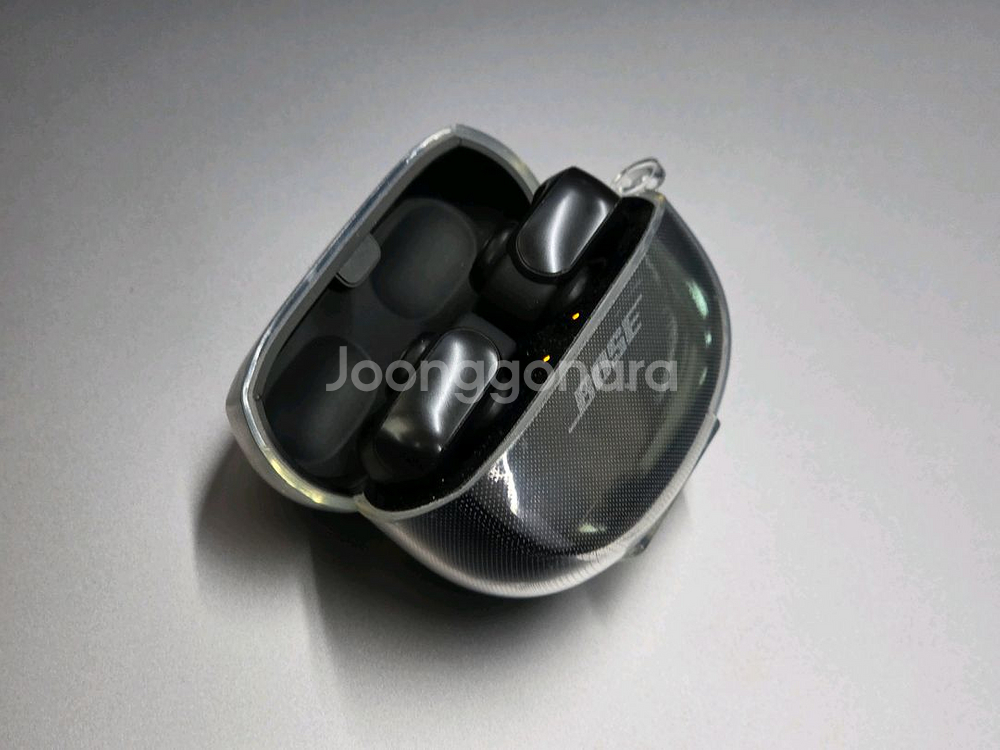 보스 울트라 오픈이어버드 블랙 판매합니다.--0