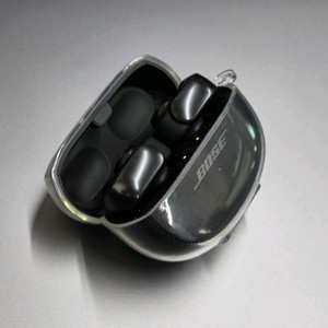 보스 울트라 오픈이어버드 블랙 판매합니다.