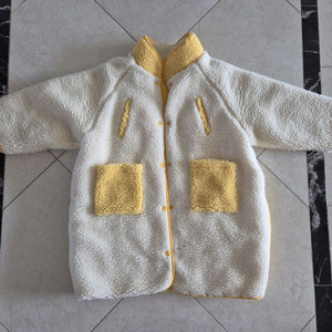 로아앤제인 양면후리스패딩 (130) 판매해요.