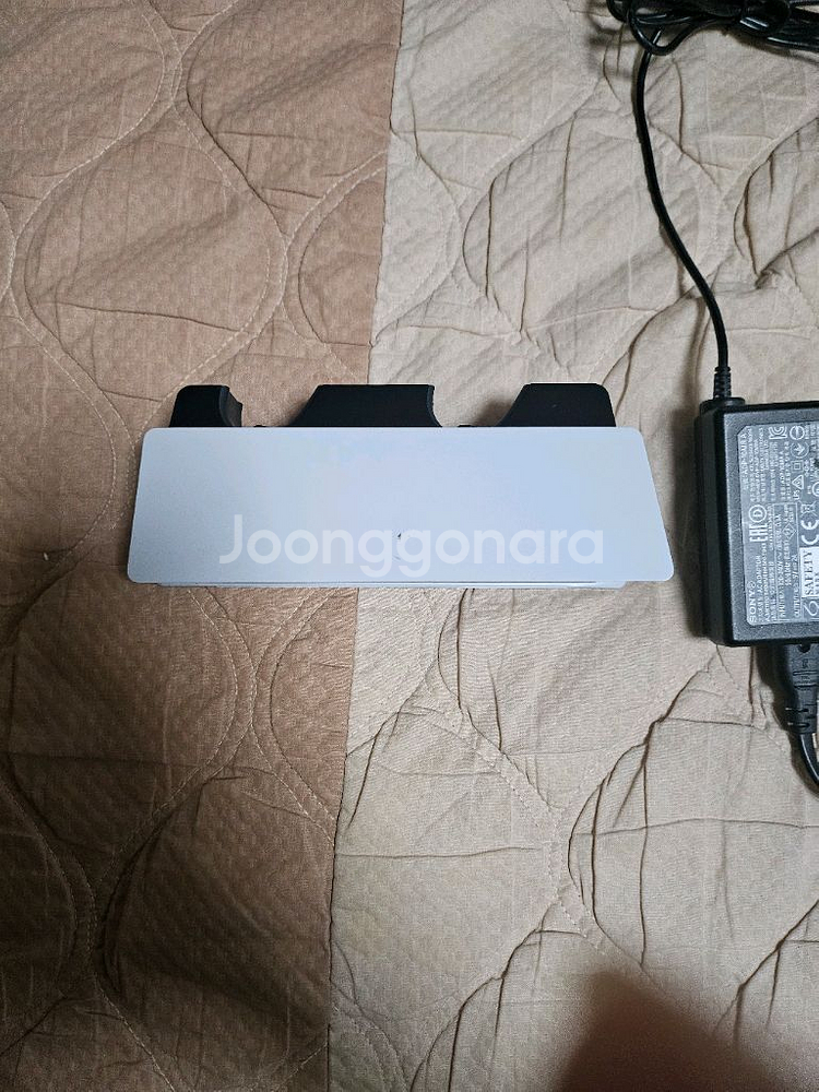 PS5 듀얼센스 정품 충전 거치대--1