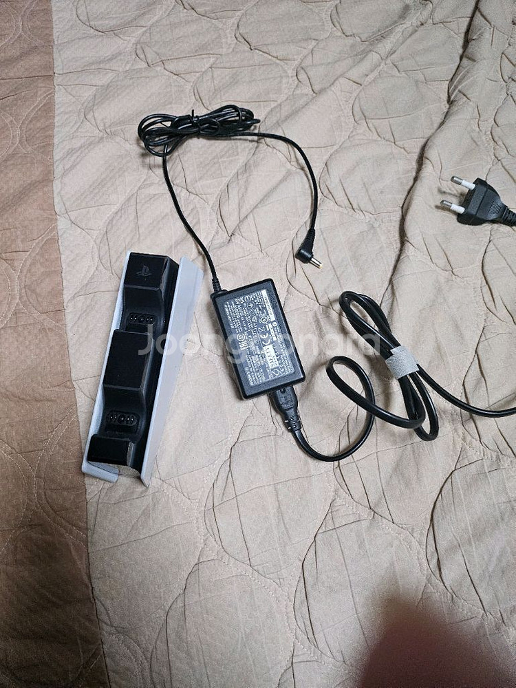 PS5 듀얼센스 정품 충전 거치대--0