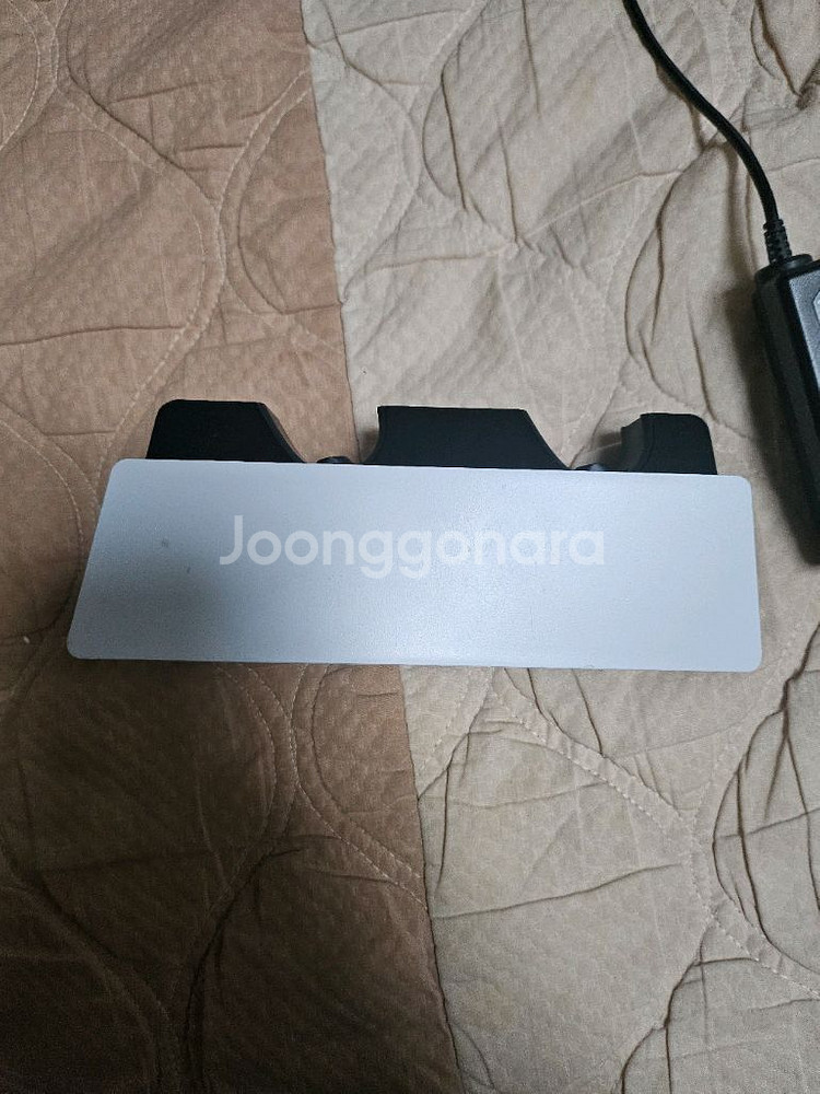 PS5 듀얼센스 정품 충전 거치대--2