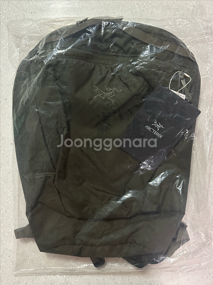 아크테릭스 헬리아드 15 타츠 컬러 새제품 판매합니다.--1