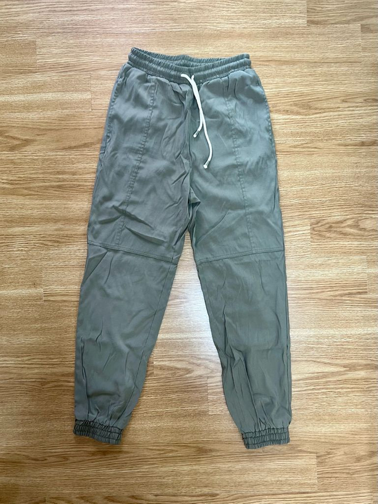 자라 나일론 조거팬츠 카키, 하늘색 각각 15,000원--3