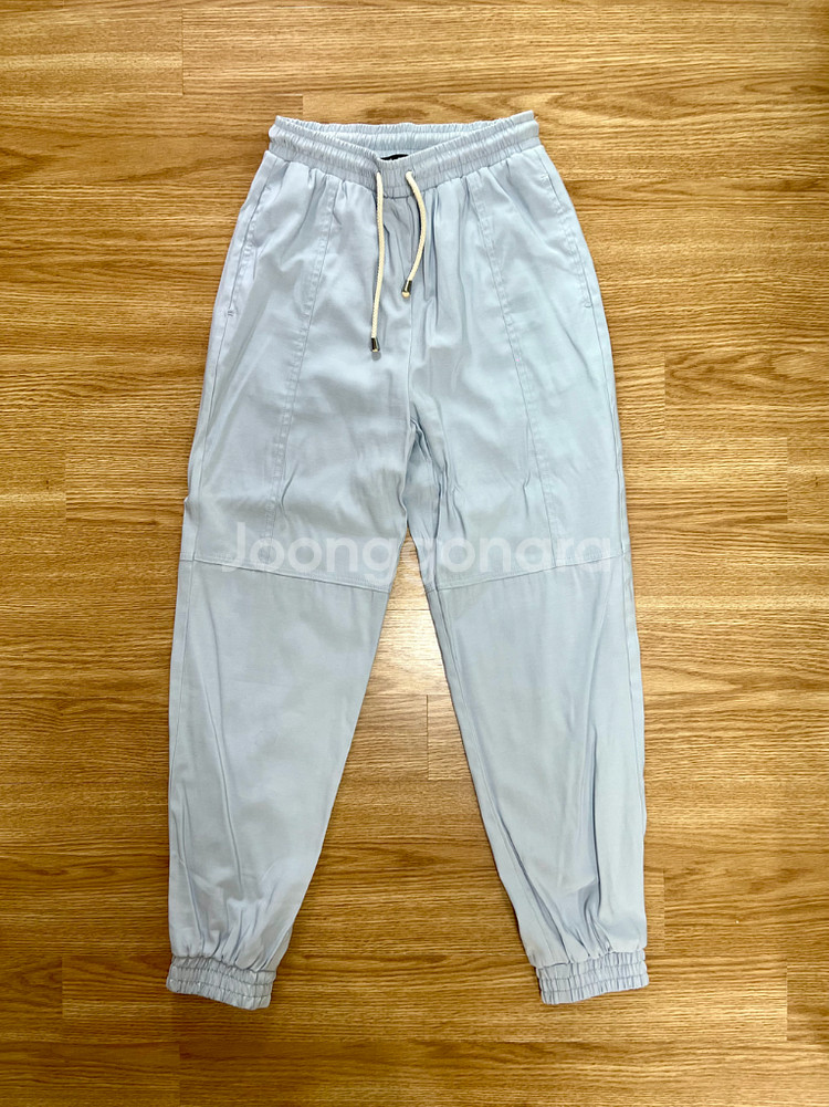 자라 나일론 조거팬츠 카키, 하늘색 각각 15,000원--4