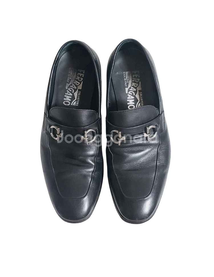 페라가모 남성 로퍼 250 사이즈--0