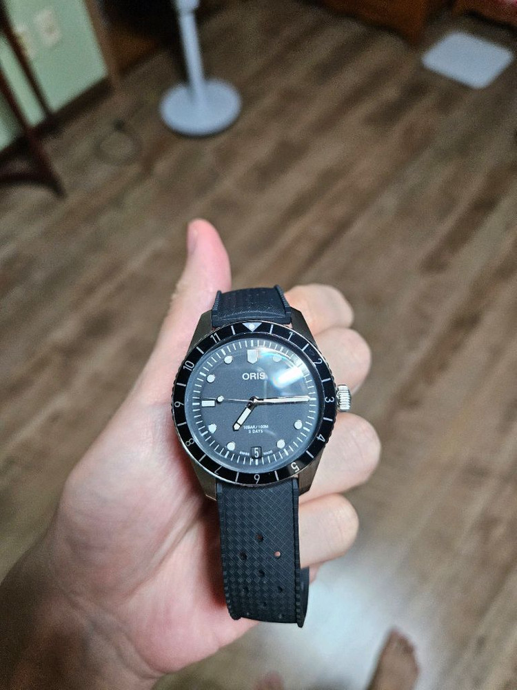 오리스 식스티파이브 칼리버400 이미지