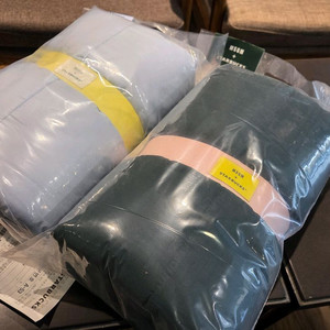 스타벅스 MSGM 블랭킷 입는망토 그린 스카이블루 미개봉판매