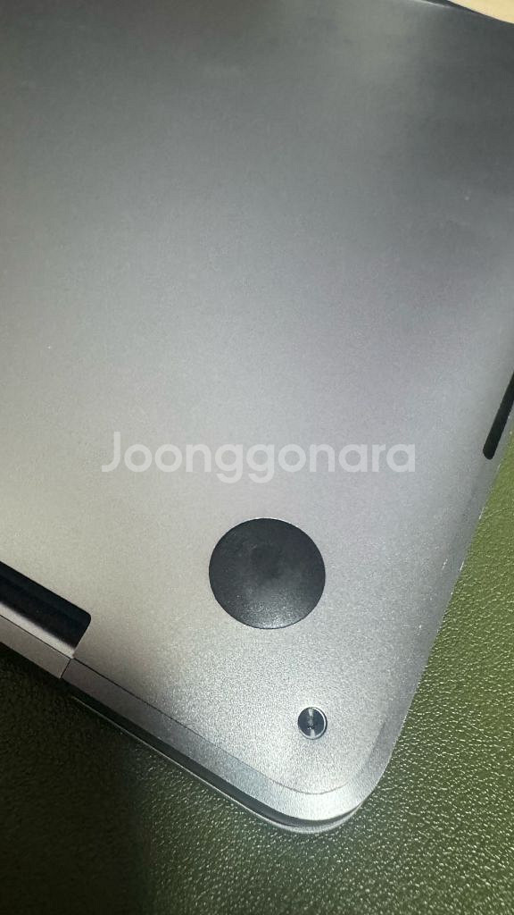 맥북 프로 2019 16 인치 i7 16/512--4