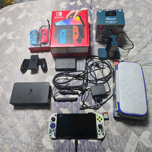 닌텐도 스위치 OLED 본체 + 동물의 숲