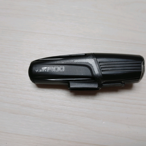 전조등] 문라이트메테오 보텍스프로 V3 1300루멘 충전식 전조등 팝니다. (택포2.8만)**