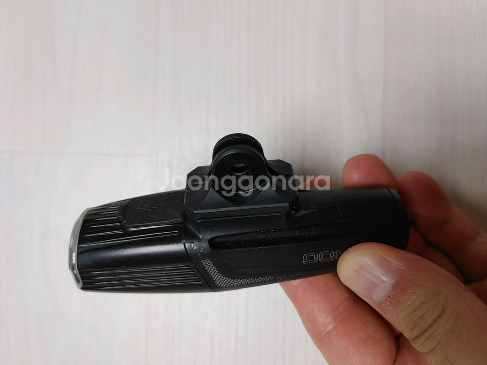 전조등] 문라이트메테오 보텍스프로 V3 1300루멘 충전식 전조등 팝니다. (택포2.8만)**--4