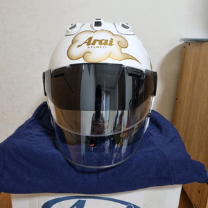 아라이 니시키고이 오토바이 헬멧
