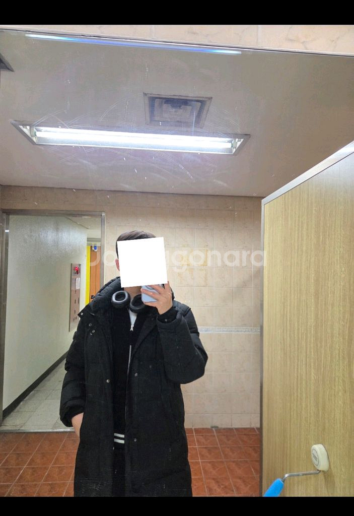 내셔널지오그래픽 롱패딩 L사이즈 팝니다--7