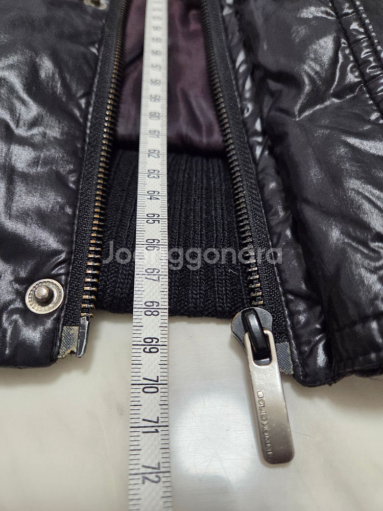 솔리드옴므 유광 지퍼디테일 다운패딩--7