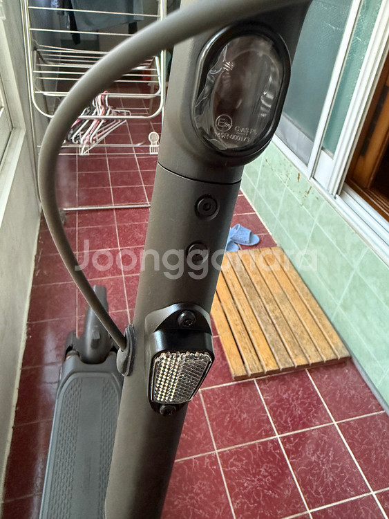 나인봇 전동킥보드--1