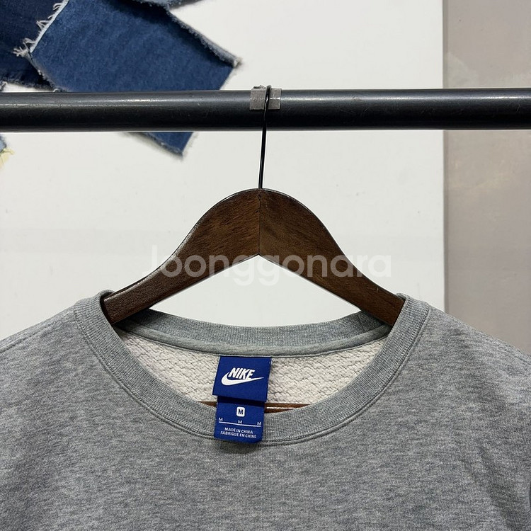 (95) 나이키 캐주얼 스트릿 맨투맨 긴팔티--1