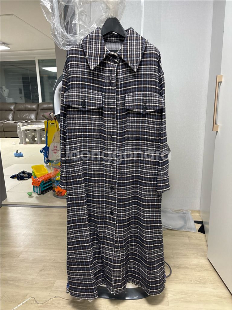 새상품 598000원짜리 럭키슈에뜨 체크 롱 코트 55-66--0