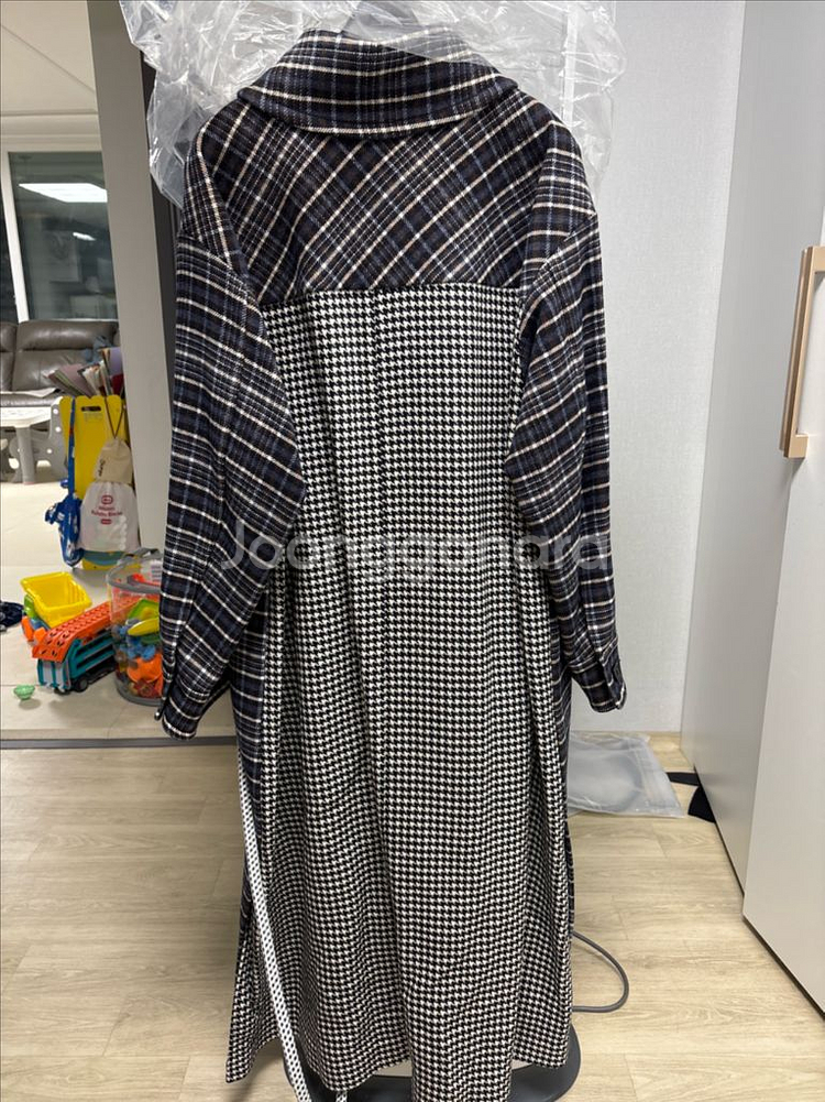 새상품 598000원짜리 럭키슈에뜨 체크 롱 코트 55-66--3