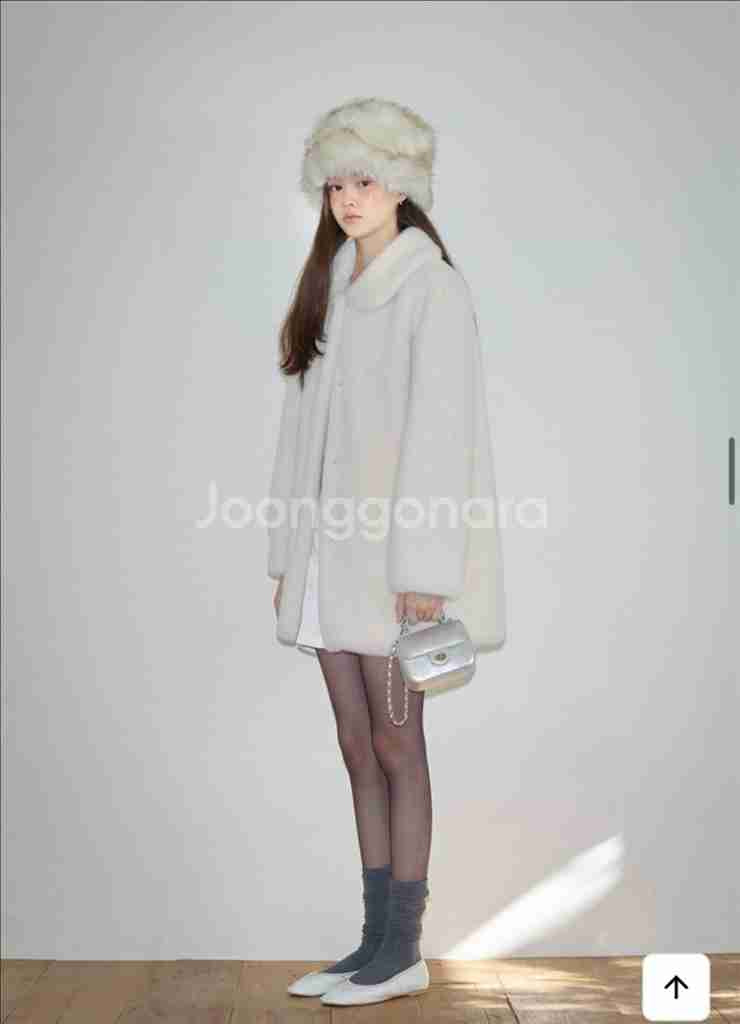 ODS 오디에스 퍼코트 아이보리 ECO FUR HALF COAT (IVORY)--1