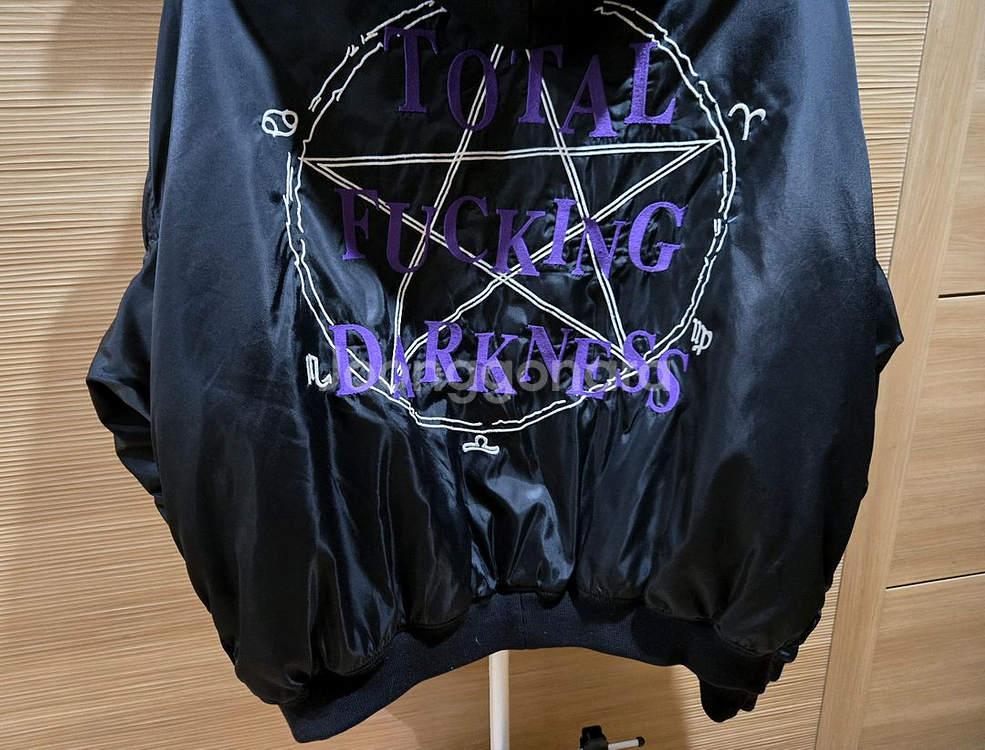 듀드나이 다크니스 후드 봄버 오버핏. 베트멍,릭오웬스--6