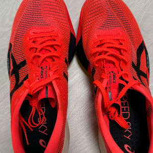 아식스 메타스피드 스카이 파리 275