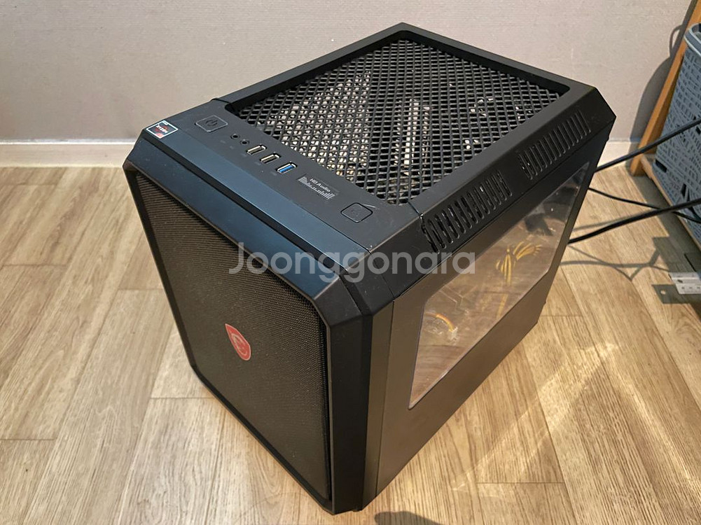 컴퓨터 본체 및 삼성 27인치 커브드 모니터 일괄--1