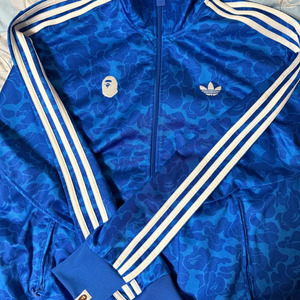 아디다스 x 베이프 올오버 트랙탑 xl