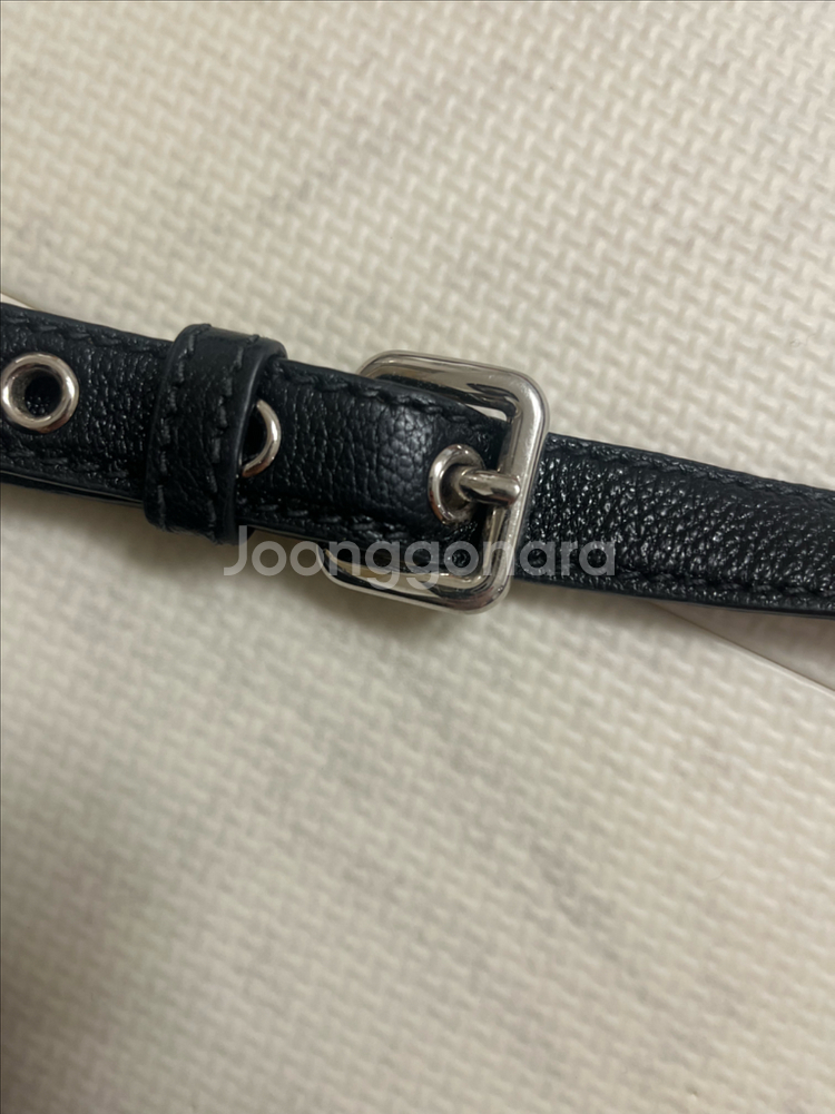 미우미우 레더 크로스백--4