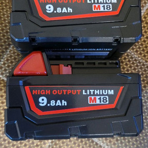 밀워키호환 배터리 2개 팝니다.