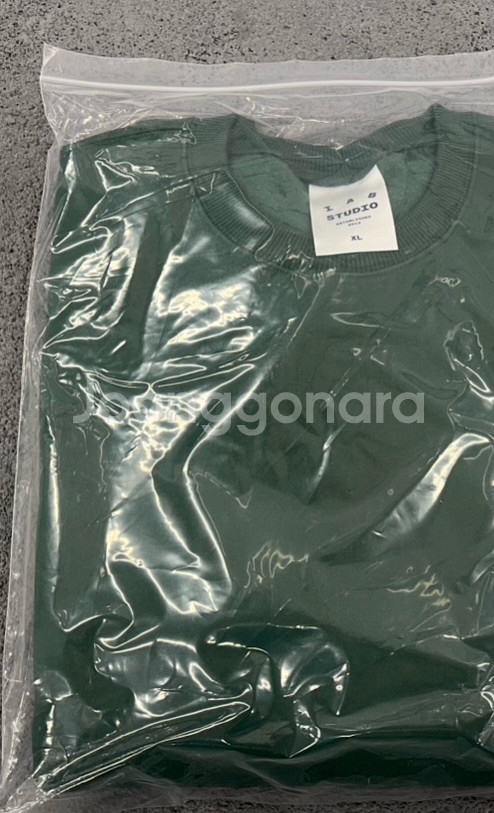 아이앱 스튜디오 아이앱 자수 스웨트셔츠 맨투맨 그린 미개봉 미시착 새상품--1